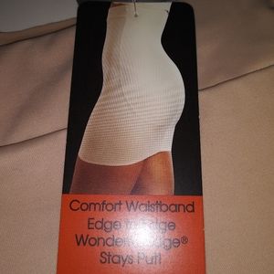 TC. Firm control hi-waist half slip